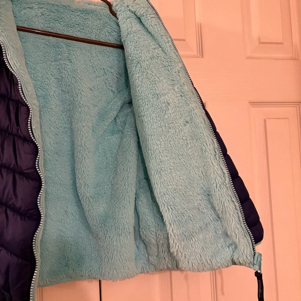 Eddie Bauer Kids reversible Puffer Jacket in Navy and Aqua